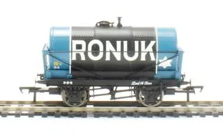 BACHMANN 37-654A OO GAUGE 1/76 SCALE 14 TON TANK WAGON RONUK